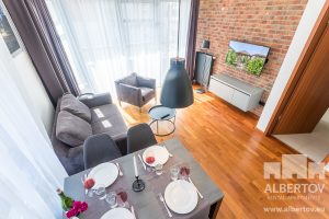 E-528_2020_pronajem_apartmany_Praha_Albertov_Rental_Apartments-04