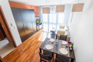 F2-724_Albertov (2020-04)-01