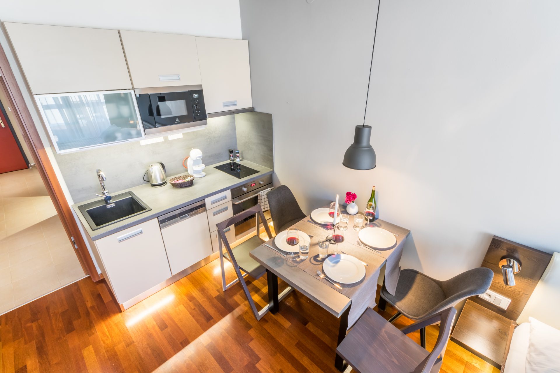 F1-530_Albertov (2020-04)-07