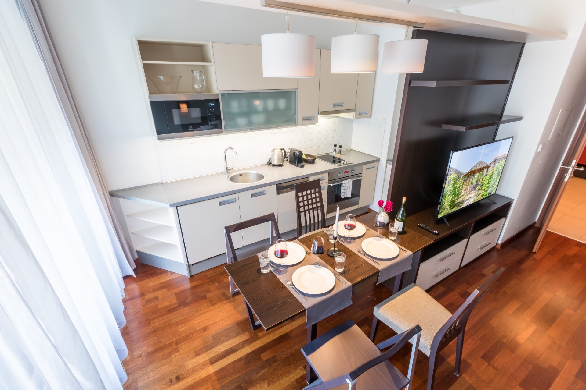 F2-515_Albertov (2020-07)-06