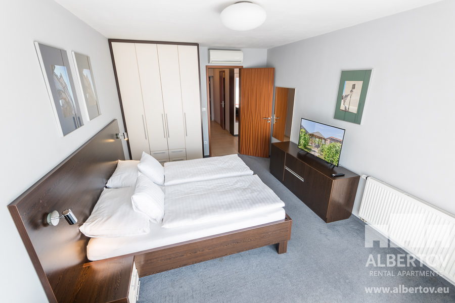 C-635_2020_pronajem_apartmany_Praha_Albertov_Rental_Apartments-10
