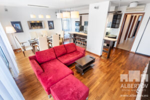 E-632_2021_pronajem_apartmany_Praha_Albertov_Rental_Apartments-02