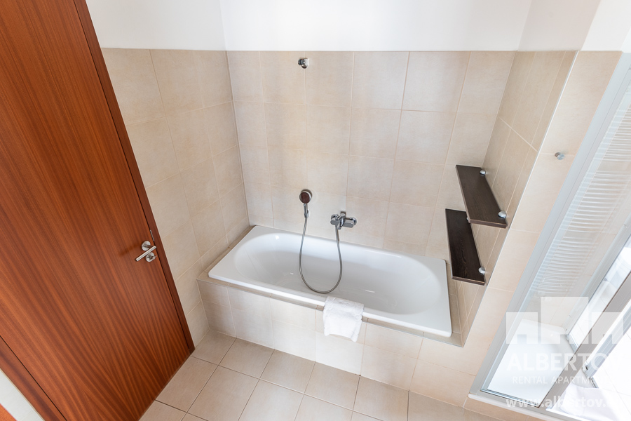 E-632_2021_pronajem_apartmany_Praha_Albertov_Rental_Apartments-17